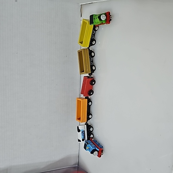 Thomas and Friends Toy Trains - Picture 1 of 6